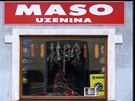 Maso a jedna uzenina vyfocená na hlavní tíd v Jáchymov. (záí 2009).