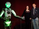 Na pozen humanoidnho robota padly dva miliony korun, ad se k nejdram...