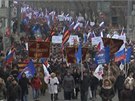 Putinv postoj ke Krymu podpoily tisíce demonstrant v Moskv