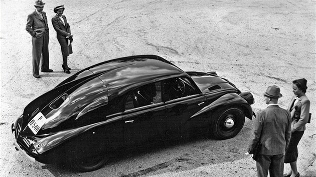 Tatra 97 byla nejmenší ze sériově vyráběných aerodynamických tatrovek.