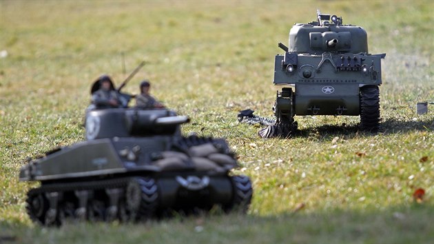 Bitva tankových modelů na brněnském výstavišti připomněla bitvu v Ardenách z roku 1944.