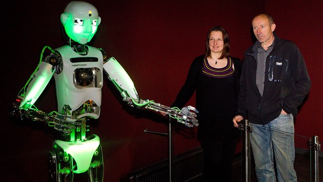 Na pořízení humanoidního robota padly dva miliony korun, řadí se k nejdražším exponátům centra.