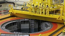 Vým�na palivových kazet v Jaderné elektrárn� Dukovany