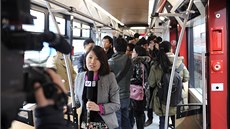 Slavnostní p�edstavení tramvaje ForCity v �ín�.