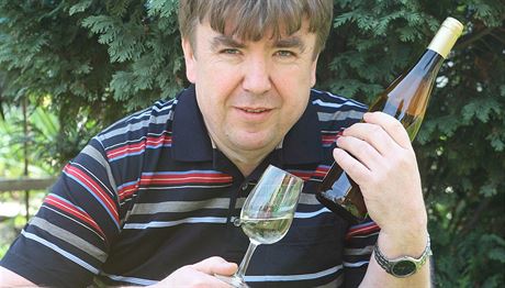 Léka a radní Pavel Kacerovský je známý jako organizátor vinaských výstav.