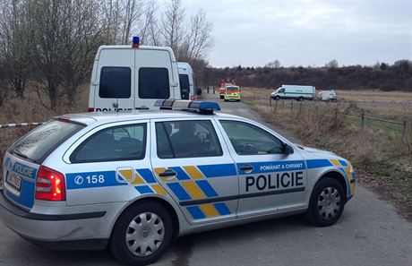 Trhavinu policisté pevezli nedaleko místa nálezu do bývalé vojenské stelnice v katastru obce Popice, kde ji zlikvidovali. Ilustraní foto