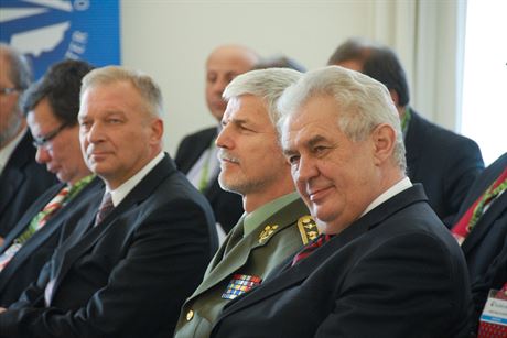 Prezident Milo Zeman na konferenci k výroí 15. let od vstupu eska do NATO.