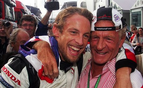 Jenson Button se svým otcem Johnem.