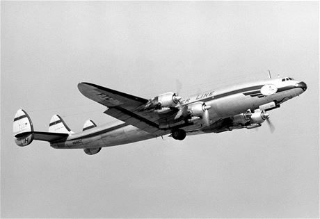 Letoun Lockheed L-1049H Super Constellation v barvách spolenosti Flying Tiger