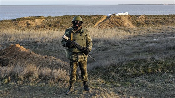 Ruský voják na Krymu (12. března 2014)