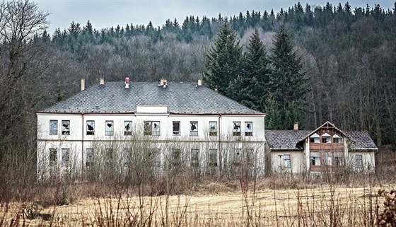 Oputné Lázn sv. Markéty dál chátrají. Provoz tam skonil v roce 1935, pak...