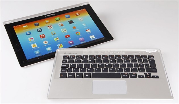 Horší výkon, průměrný displej, nedotažený software. To je Lenovo Yoga Tablet  - iDNES.cz