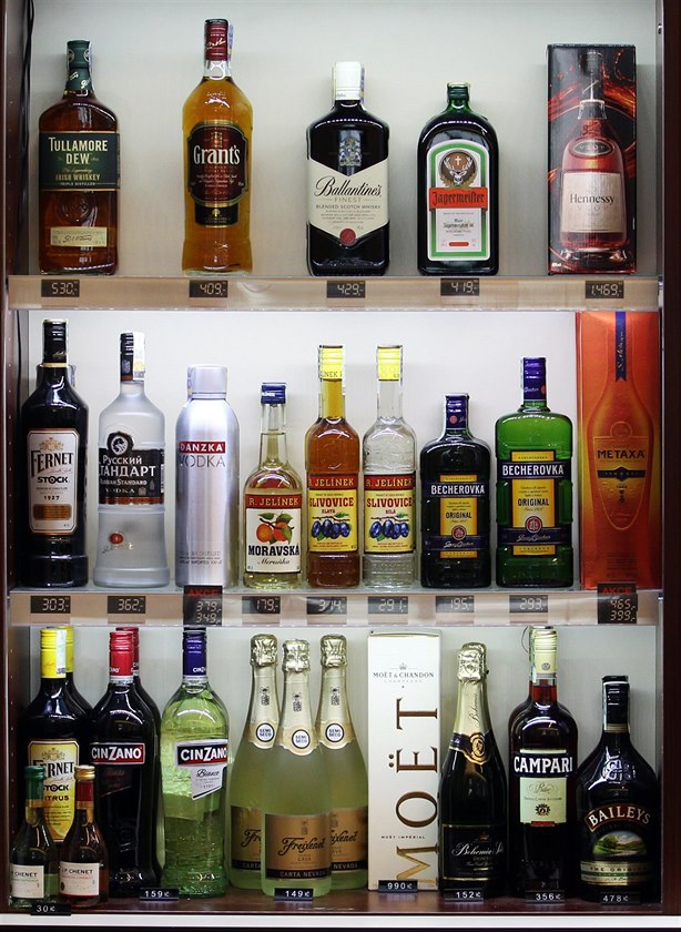 Nabídku alkoholu v kiosku ve Snmovn.