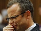 Oscar Pistorius na lavici obalovaných pi soudním jednání v jihoafrické...
