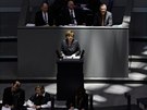 Kancléka Angela Merkelová hovoí v nmeckém parlamentu o situaci na Ukrajin.