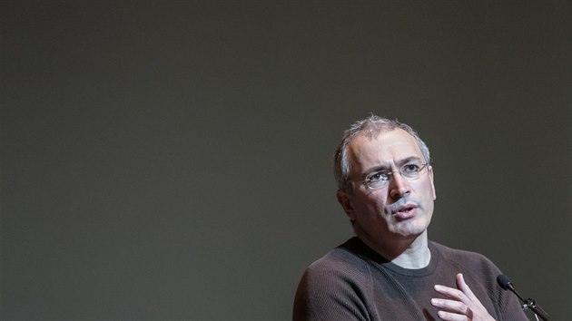 Michail Chodorkovskij bhem pednky na Polytechnickm institutu v Kyjev (10. bezna 2014)