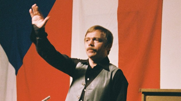 Karel Kryl při koncertě na podporu Solidarity, Mnichov 1982