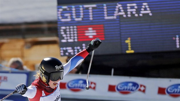 Lara Gutov po vtzstv v super-G v Lenzerheide.