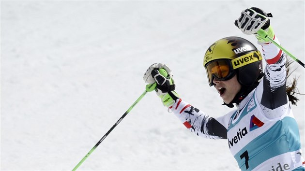 Anna Fenningerov slav triumf v zvod SP v Lenzerheide.