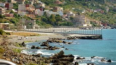 Hranice mezi Španělskem a Marokem ve městě Ceuta