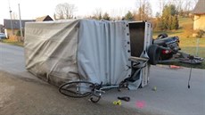 Nehoda v Rudolticích, p�i ní� zahynul cyklista.