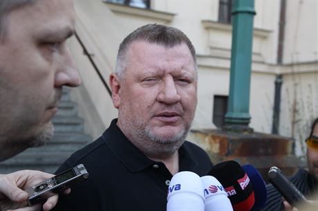 Ivo Rittig odchází od Obvodního soudu pro Prahu 5. (21. bezna 2014)