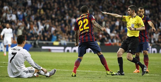 Daniel Alvés odehrál proti Realu Madrid spoustu zápas.
