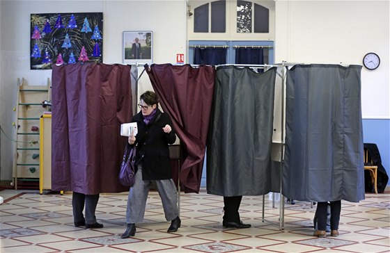 Francouzi v komunálních volbách rozhodovali o sloení správních rad mst a obcí