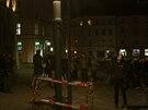 Olomoucká radnice pichystala na Horním námstí zkouku lamp Philips UrbanStar....