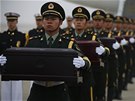 íntí vojáci pevzal na letiti v jihokorejském Ineonu ostatky padlých mu z