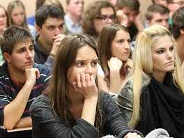 Debata o situaci na Ukrajin. V nabit aule hradeck univerzity na nmst...