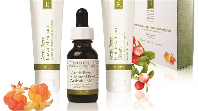 Prodn ada Arctic Berry s vysokm obsahem enzym a peptid zanech ple istou a rozjasnnou. Zahrnuje peeling, srum a hydratan krm. minence Organics, 3 x 30 ml za 4 100 K