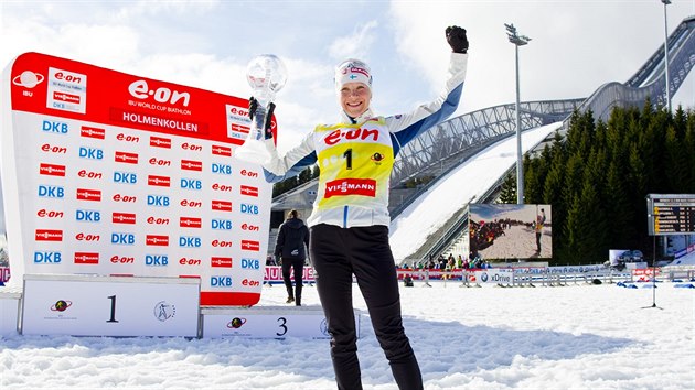 Finsk vtzka Svtovho pohru biatlonistek Kaisa Mkrinenov.