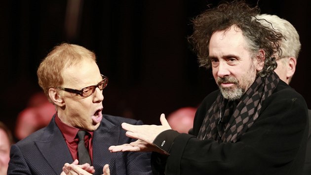 Filmov skladatel Danny Elfman (vlevo) a reisr Tim Burton na koncert v praskm Obecnm dom 25.3. 2014.