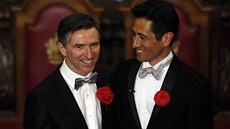 Gayové a lesby mohli v Británii od roku 2005 uzavírat registrovaná partnerství,...