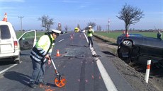 Hromadná nehoda na silnici 33 u Pedmic nad Labem (20. bezna 2014).