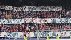 Plzetí fanouci vyslali bhem osmifinálové odvety Evropské ligy vzkaz:...