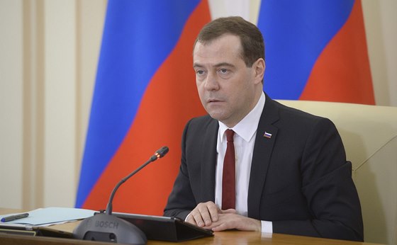 Ruský premiér Dmitrij Medvedv v Simferopolu pednesl plán na hospodáský