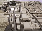 Model pestavby Smíchova - pohled od jihu s objemy nových staveb na dráních