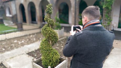 Fotografie pozen HTC One M8 - ukzka hloubky ostrosti