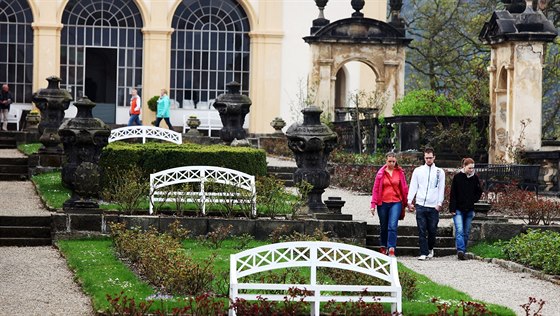 Děčínský zámek otevřel Růžovou zahradu a jižní zámecké terasy, které byly...