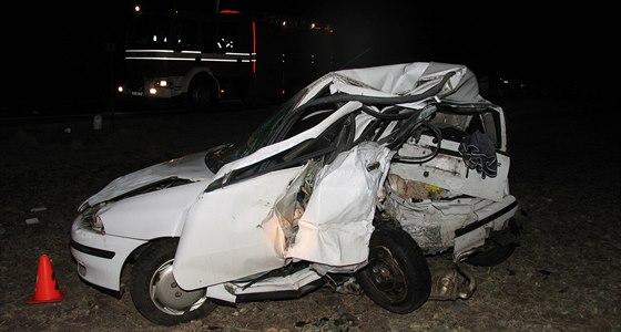 Fiat Punto po tragické nehod mezi Hulínem a Kromíí
