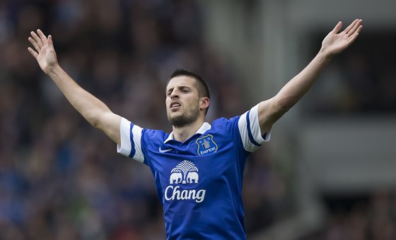 JÁ HO DAL. Kevin Mirallas z Evertonu slaví gól. 