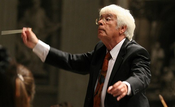 Dirigent Helmuth Rilling