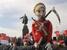 Proruská demonstrace v centru Charkova 30. bezna 2014.