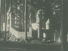 Unikátní historický snímek Koiího hrádku ve slatianském parku