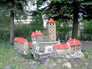 Model hradu Kost u elezniní stanice v Louce u Litvínova