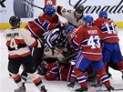 Hromadná bitka v utkání mezi Ottawou a Montrealem, do které se v erveném vrhl