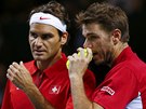 JAK NA SOUPEE. výcarské hvzdy Stanislas Wawrinka (vpravo) a Roger Federer ve