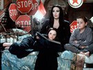 Zábr z celoveerního filmu Addamsova rodina (1991)